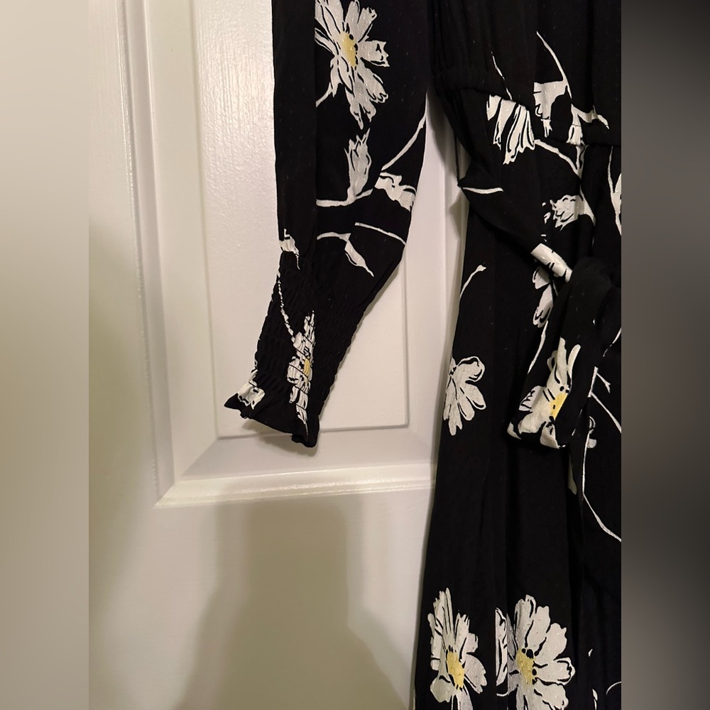 NWT Talbots Black Vintage Style Daisy Fit and Flare Dress Size 6 - Picture 9 of 13